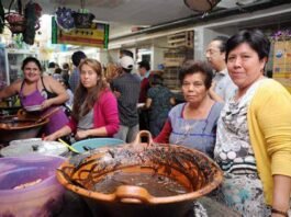 Comerciantes del Mercado Jáuregui mantienen precios accesibles para el Día de Muertos