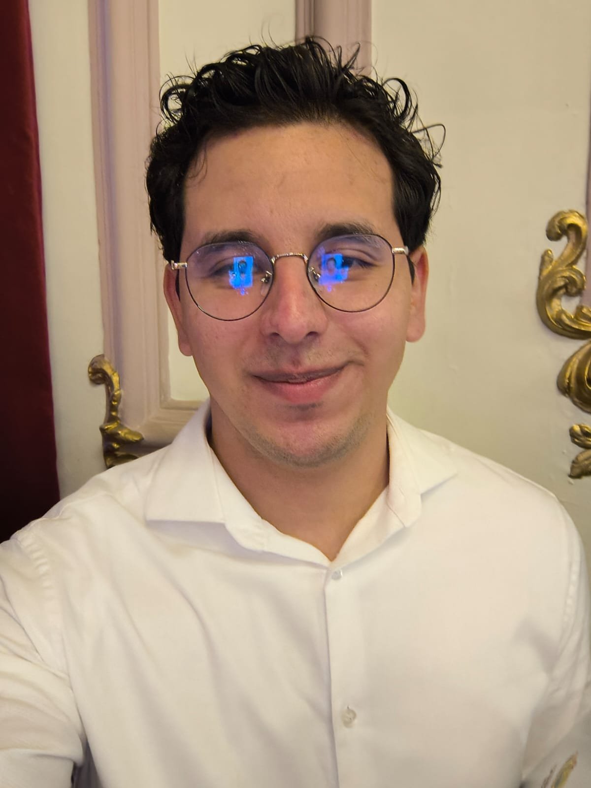 Lectura y política: Sensibilidad y coexistencia humana WhatsApp Image 2025-10-16 at 09.02.01