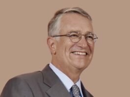 Ricardo Salinas Pliego pide cobro justo al SAT y ofrece liquidar adeudos en menos de 10 días