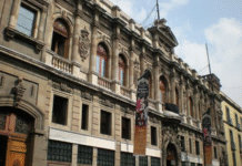 UIF denuncia a 13 casinos ante la FGR por presunto lavado de dinero