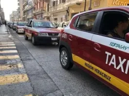 Taxistas de Veracruz-Boca del Río protestan contra servicios de transporte por aplicación