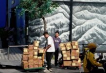 China enfrenta su mayor desaceleración del consumo en un año: ventas minoristas crecen solo 2.8% en octubre