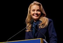 Helena Moreno, migrante veracruzana, hace historia como la primera alcaldesa latina de Nueva Orleans