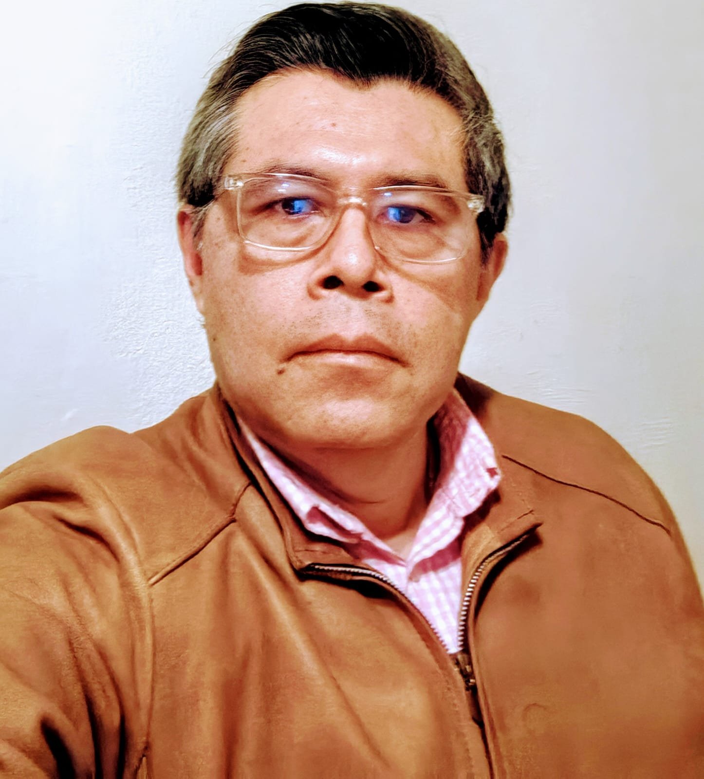 La brecha de la especialización: Entre el motor portuario y la soledad del enclave ANGELTOLEDO