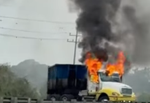 Narco bloqueos paralizan autopista 150D en Altas Montañas Veracruz