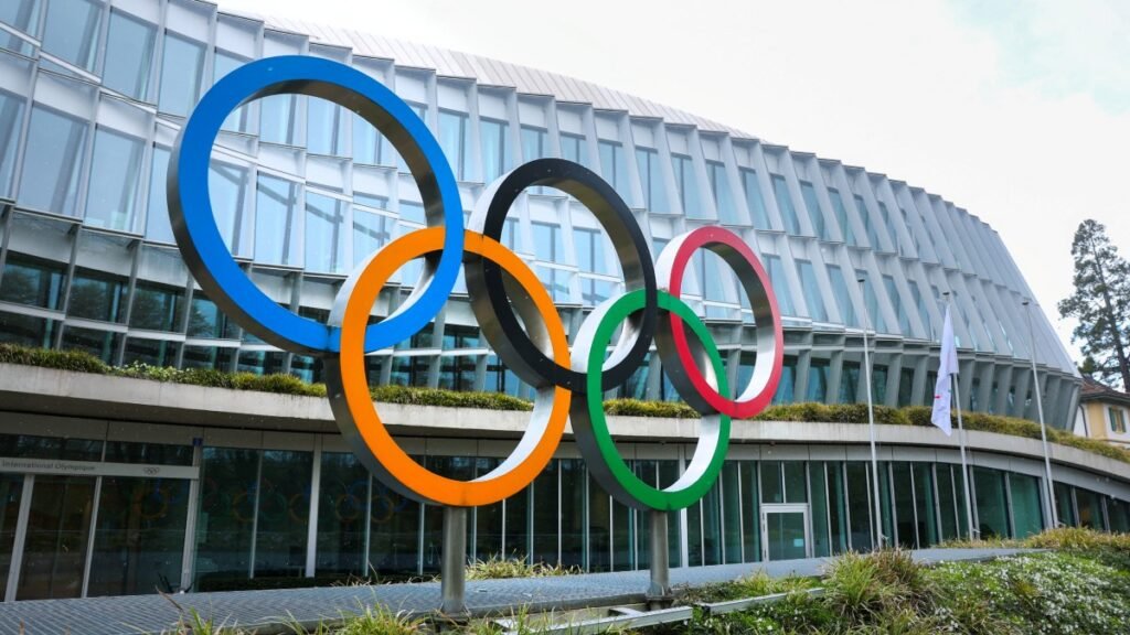 COI fija nueva regla rumbo a Los Ángeles 2028: solo mujeres biológicas competirán en 100% de disciplinas femeninas coi-084027-1024x576