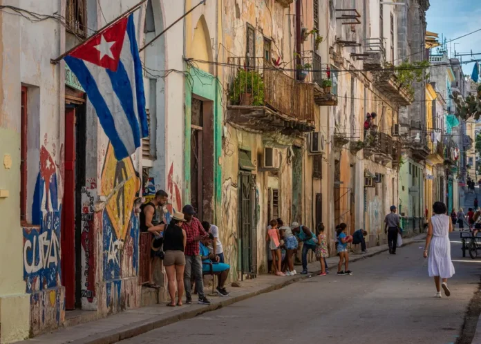 cuba-calle-unsplash