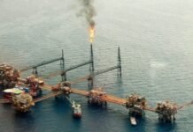 Petróleo a 100 dólares impulsaría ingresos en Veracruz por 30 mil millones de pesos