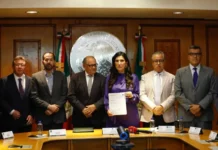 Sheinbaum envía al Congreso su reforma electoral y plantea “Plan B” si no alcanza mayoría calificada