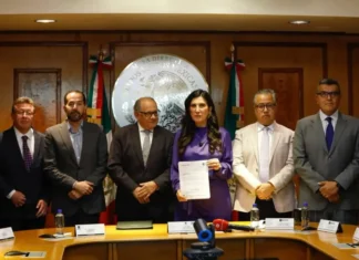 Sheinbaum envía al Congreso su reforma electoral y plantea “Plan B” si no alcanza mayoría calificada