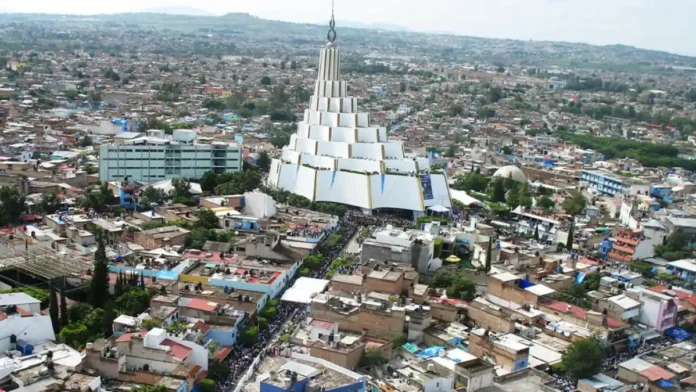 FGR-busca-reabrir-caso-contra-Naason-Joaquin-Garcia-lider-de-la-Luz-del-Mundo